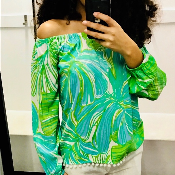 Lilly Pulitzer Tops - Lilly Pulitzer long sleeve top